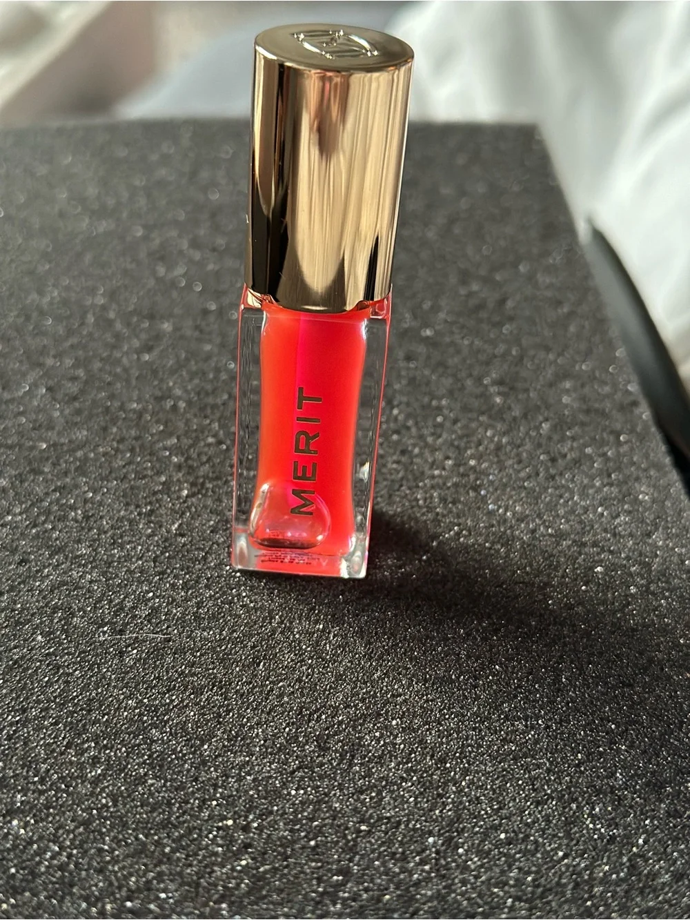 Merit Lip oil lip gloss - LES DEUX